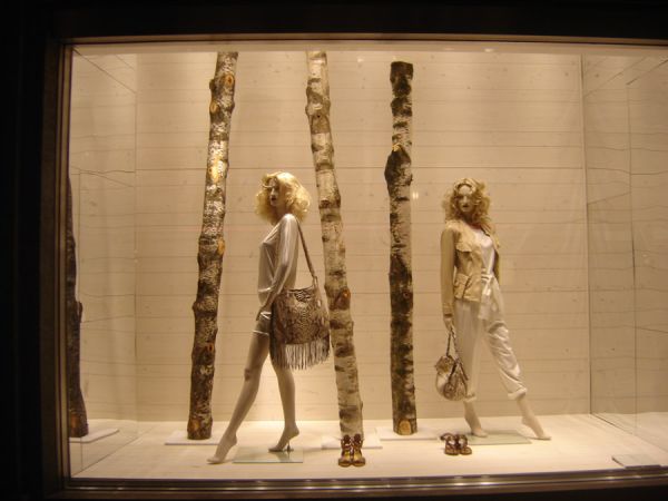 schaufenster_deko_laden_deko