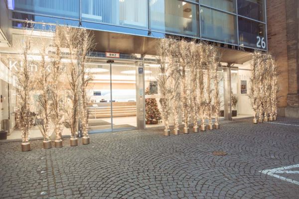 weihnachts_deko_isar_klinikum_eingangs_deko